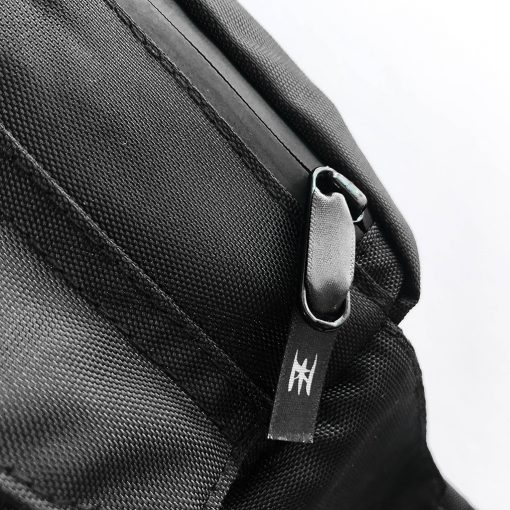 cross body bag V3 black detail 3