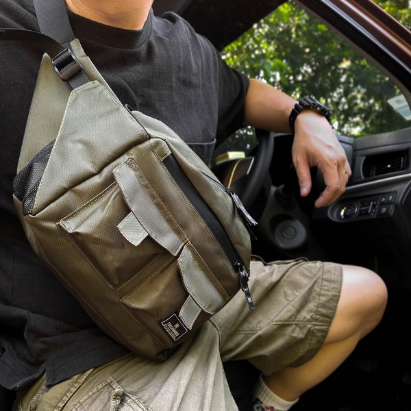 cross body bag V3 lookbook-10 square Cross Body Bag V3 - Army Green