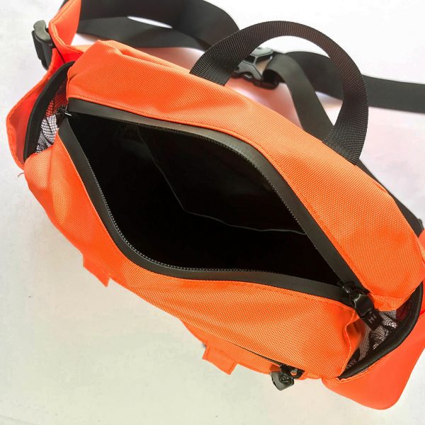 cross body bag V3 orange detail 3 Cross Body Bag V3 - Orange