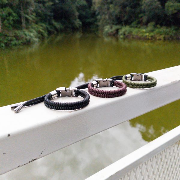 raw O.S.F.A Adjustable Fish Tail Bracelet - army green