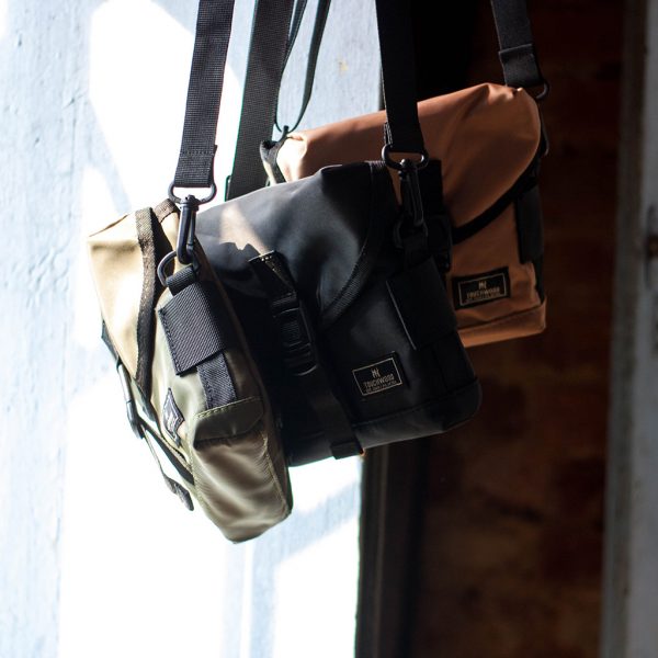 Basic Essential Shoulder Bag