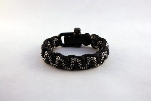 Silver Diamond Paracord Bracelet (shackle)