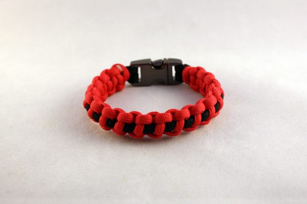 thin toro buckle (1) Toro Paracord Bracelet